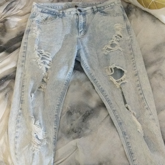 Distressed denim jeans Chille - Picture 1 of 2